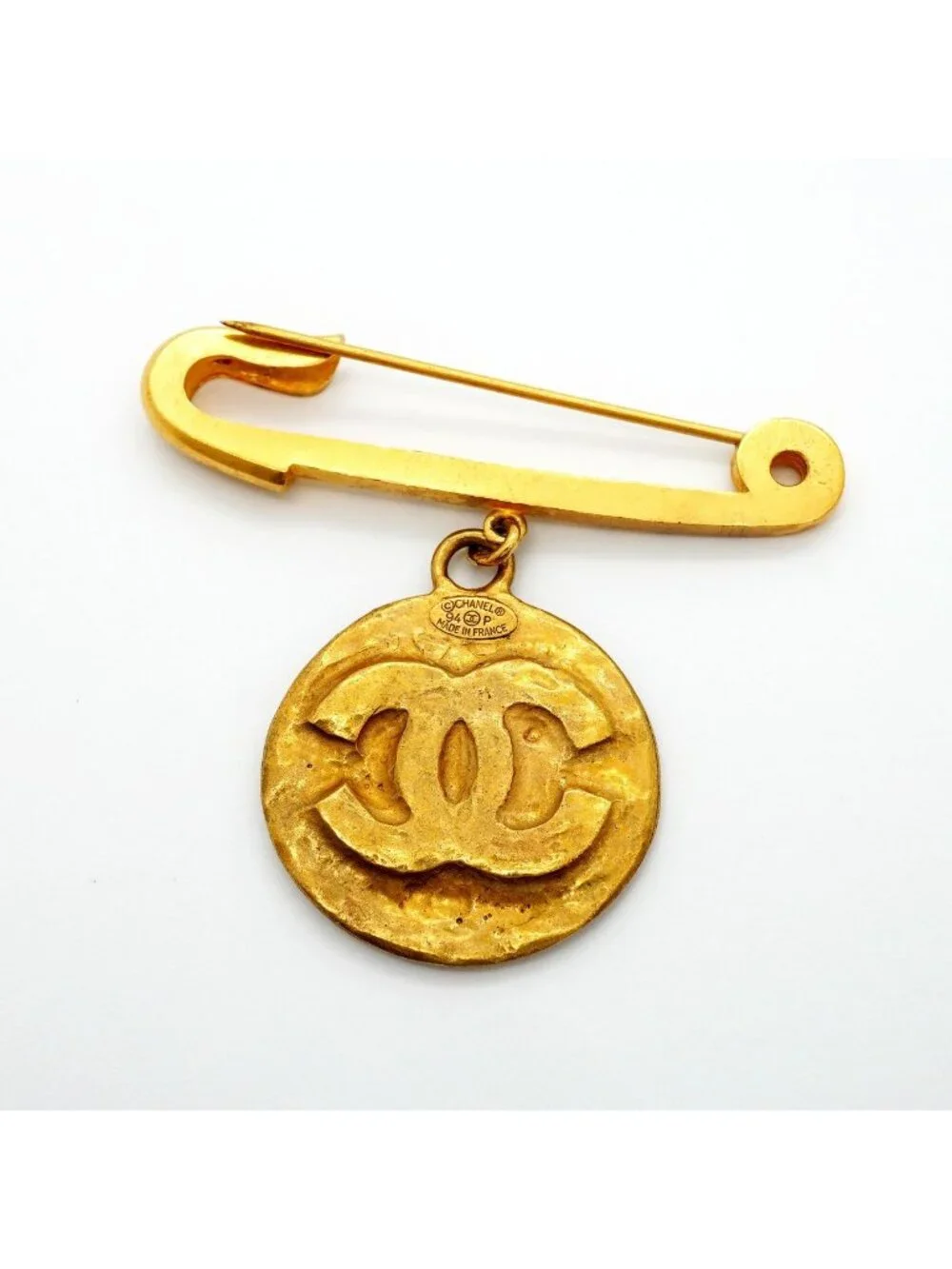 Chanel Brooch Vintage CC Logo Round Circle Gold Plated